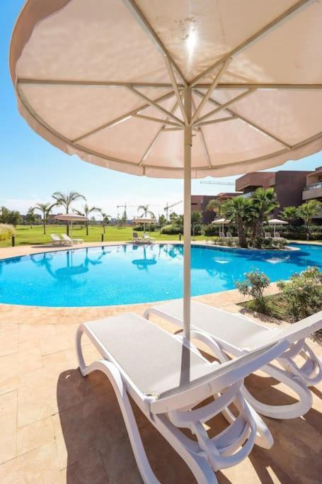Cosy Appartemt Vue Sur Golf Et Montagne Marrakesch Exterior foto